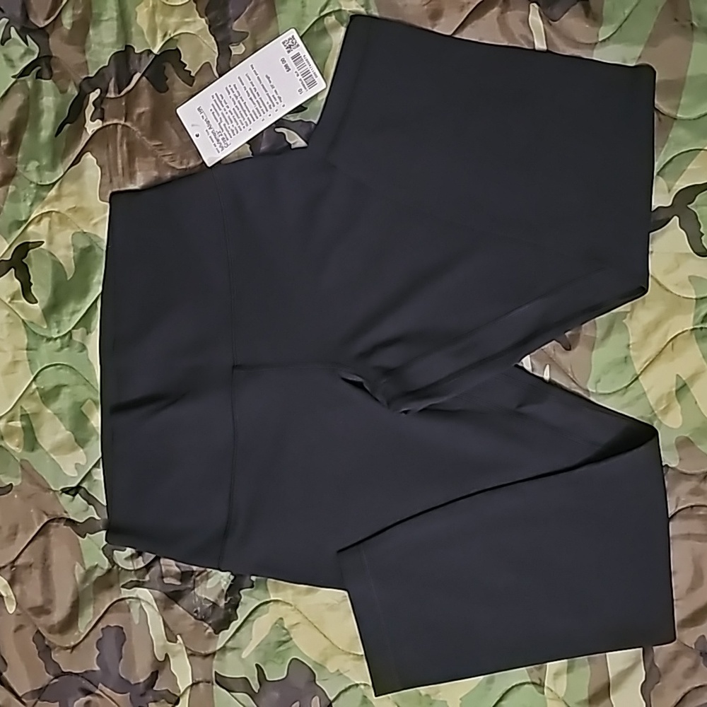 BNWT LULULEMON ALIGN 23" LEGGINGS